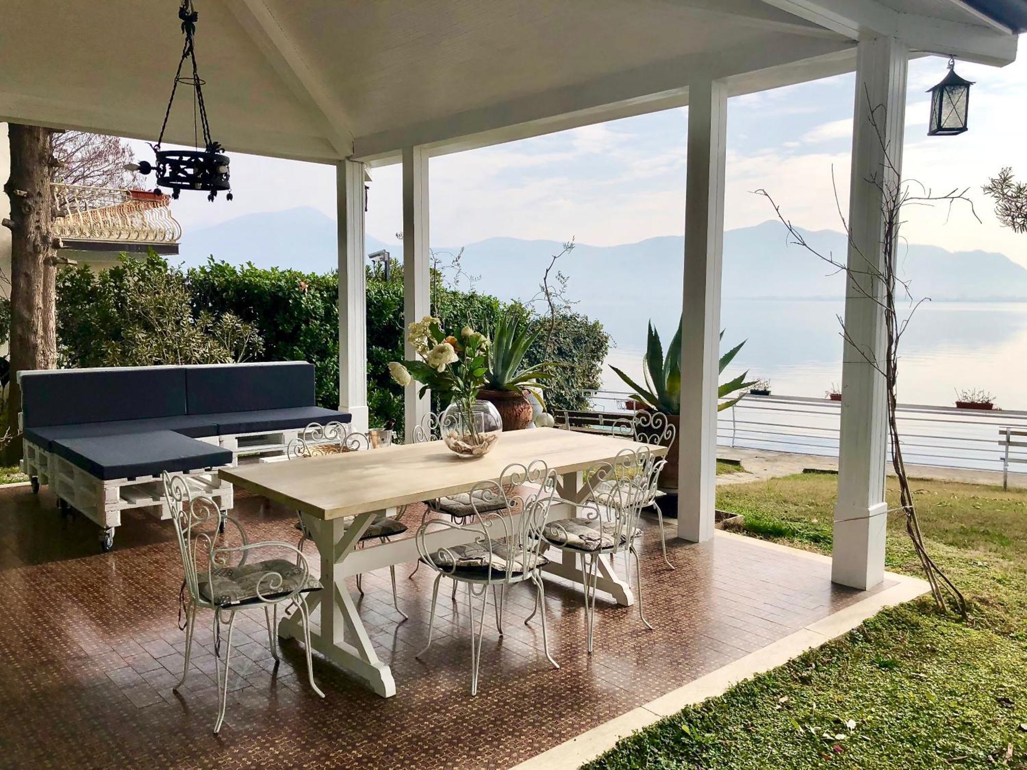 Villa Anastasye Your Lakefront Vacation Rental Predore Eksteriør billede