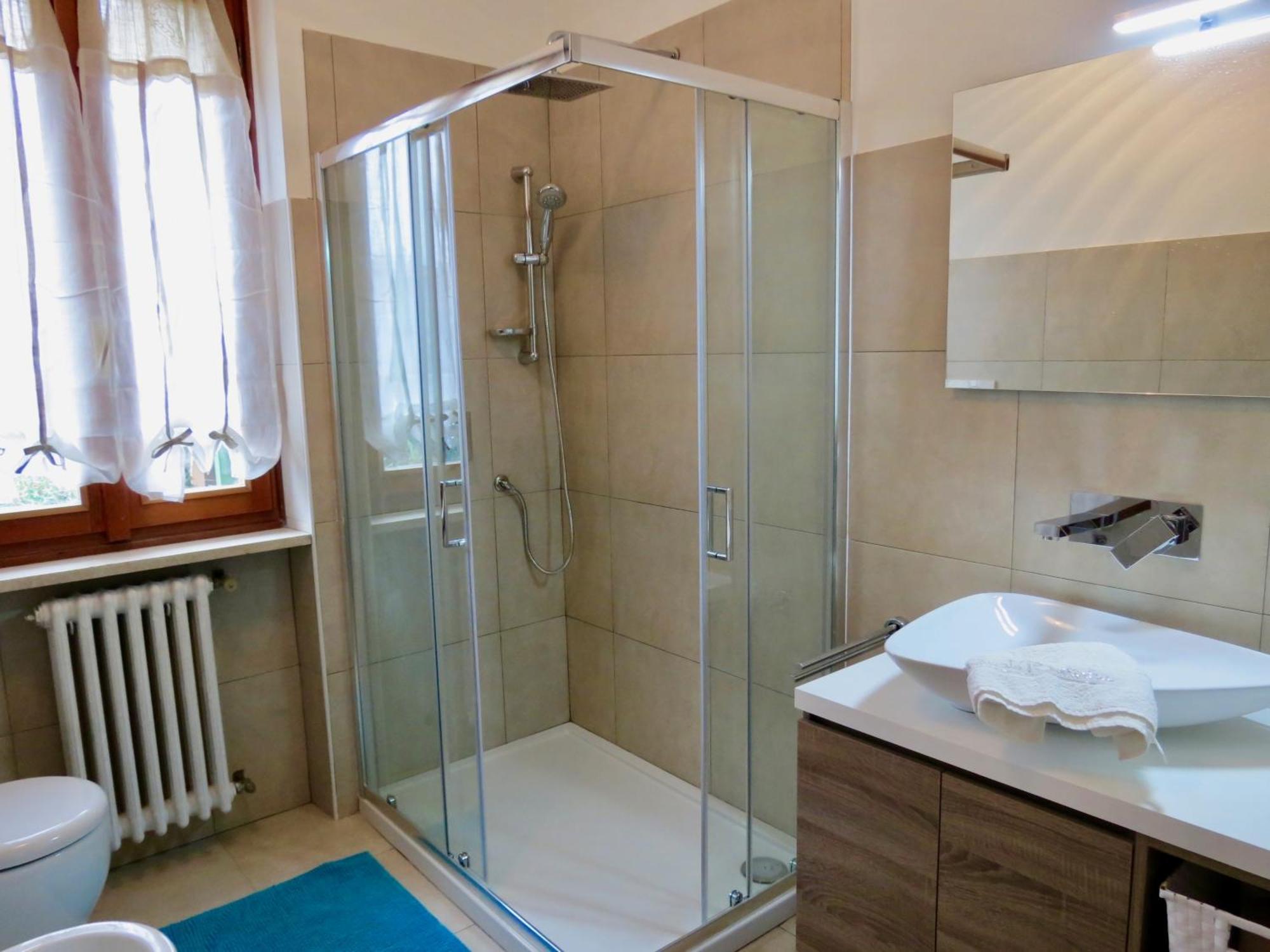 Villa Anastasye Your Lakefront Vacation Rental Predore Eksteriør billede