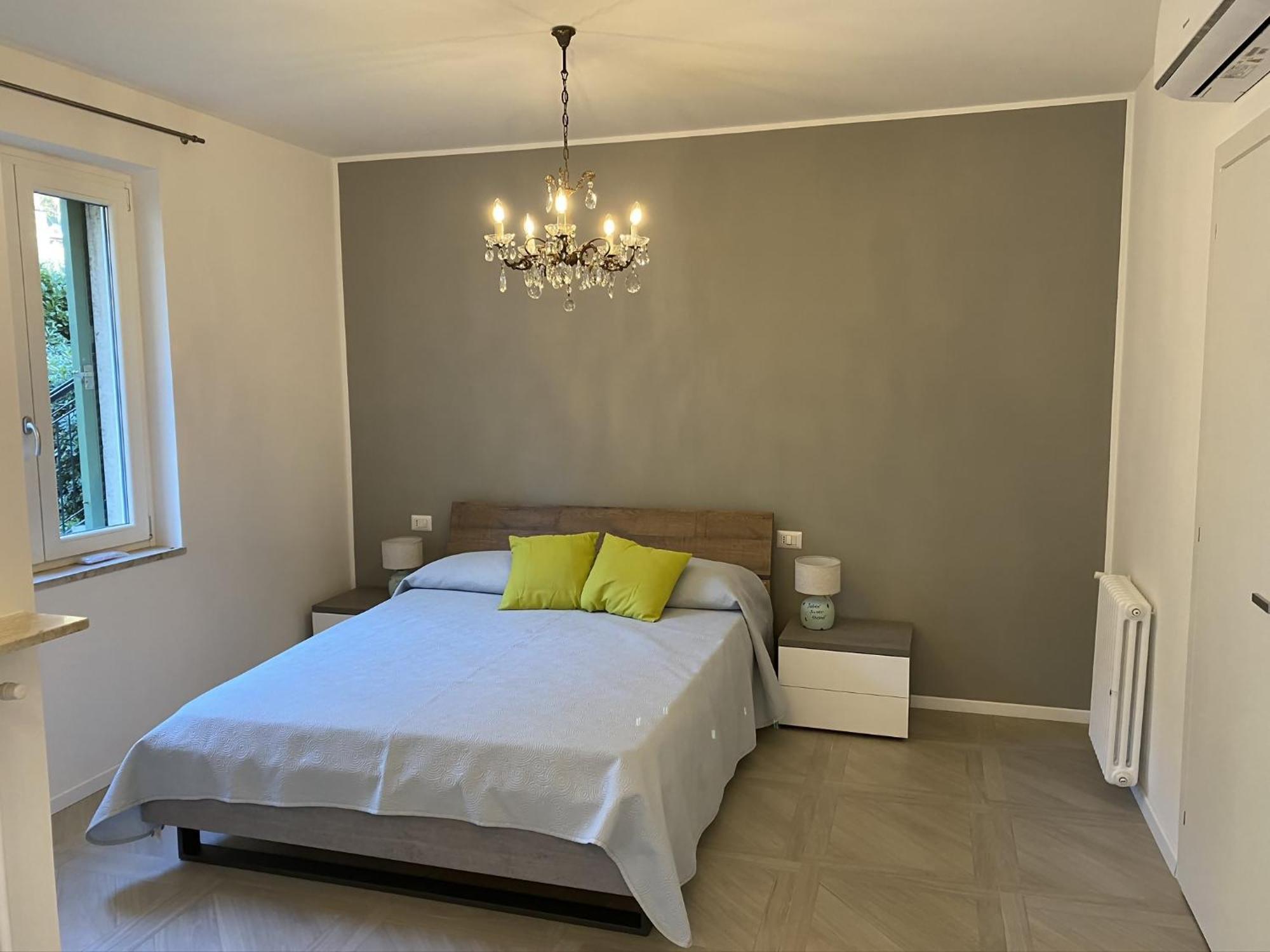 Villa Anastasye Your Lakefront Vacation Rental Predore Eksteriør billede