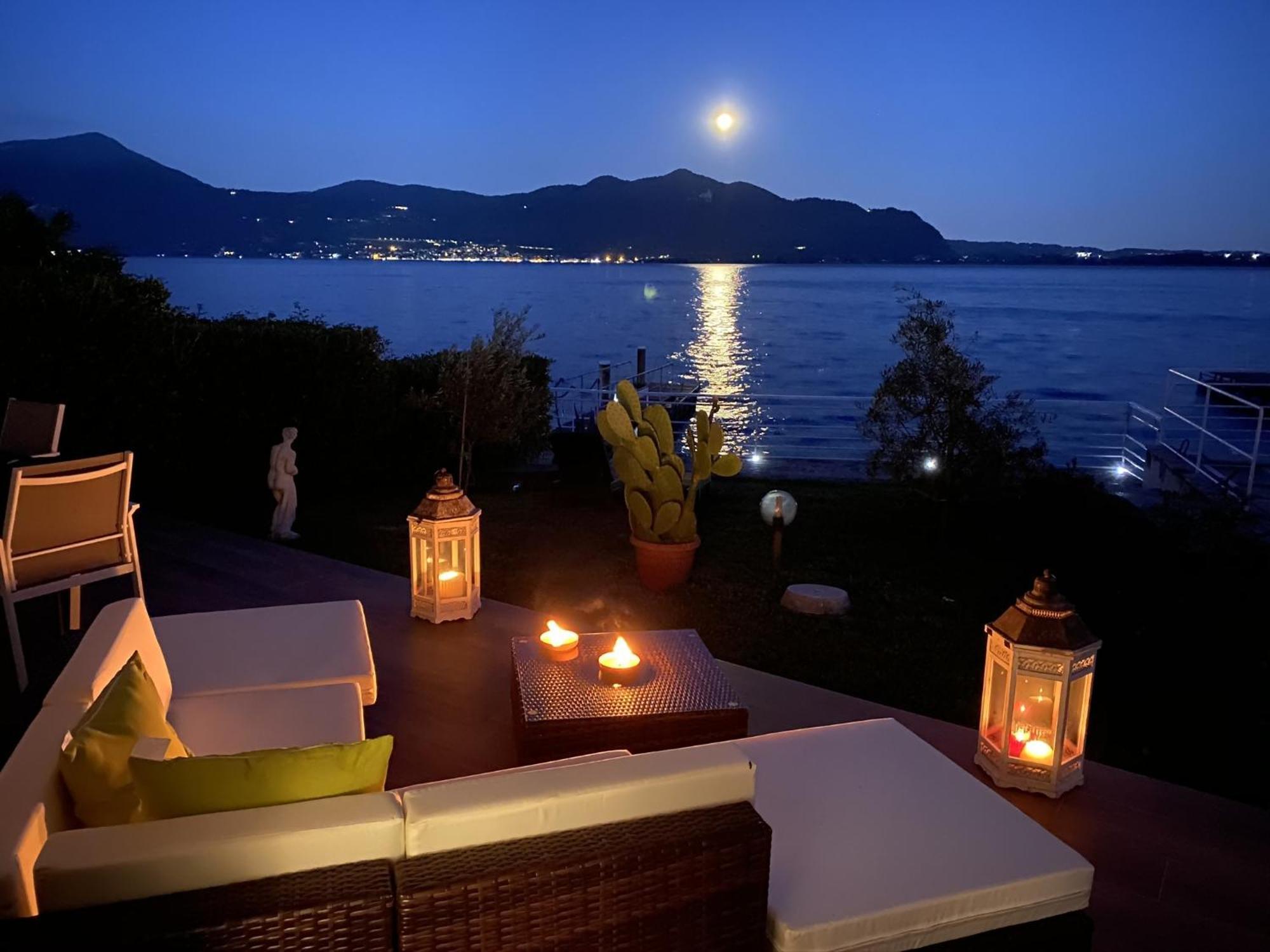 Villa Anastasye Your Lakefront Vacation Rental Predore Eksteriør billede